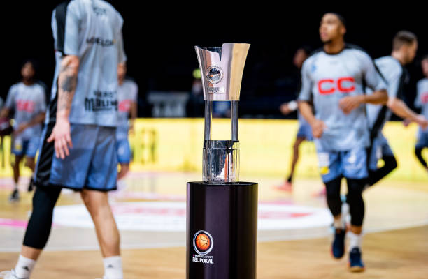 万卓索娃在 万卓索娃在